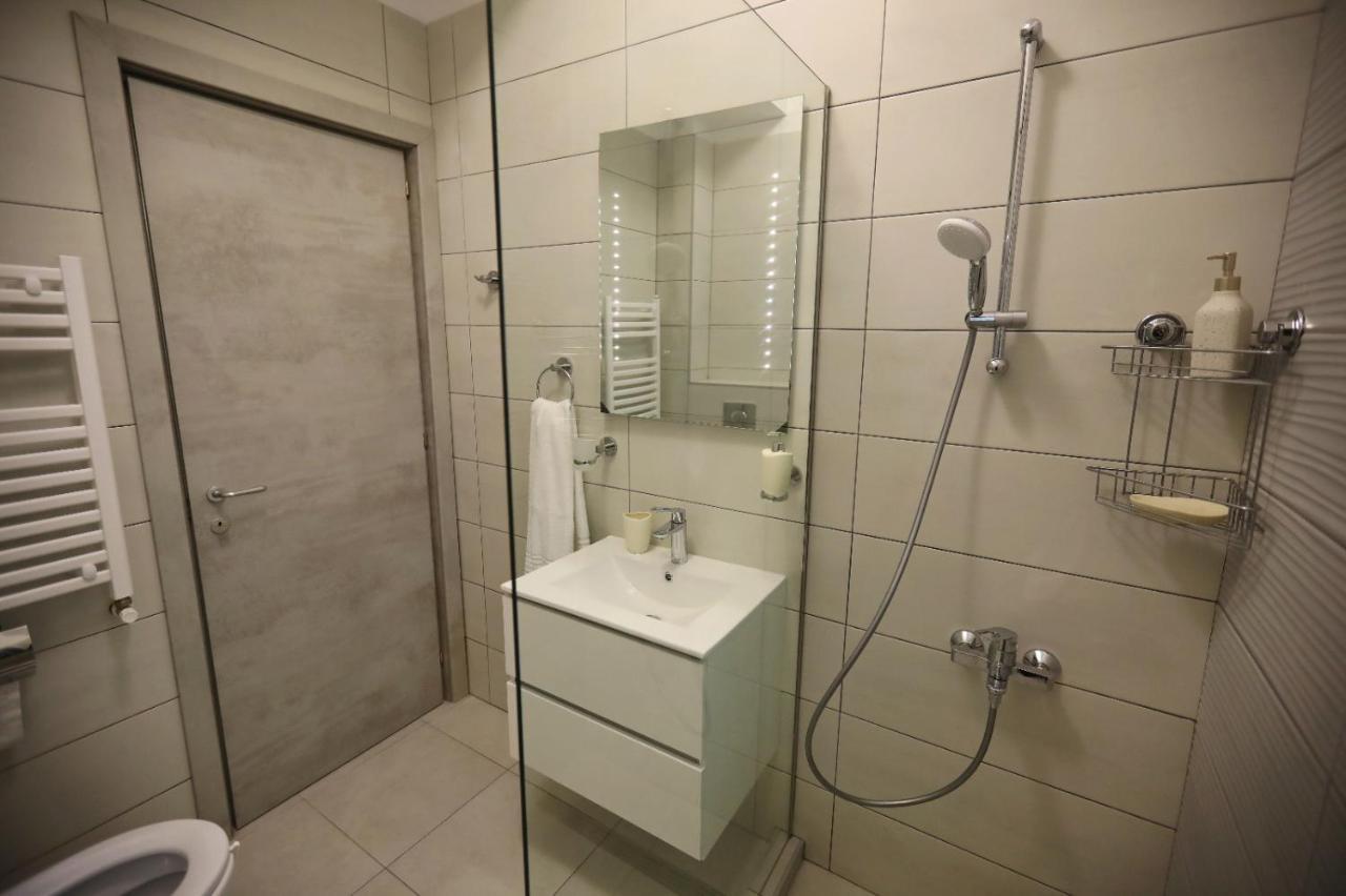 Апартаменты Apartament Olga Нэводари Экстерьер фото