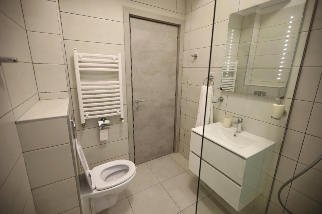 Апартаменты Apartament Olga Нэводари Экстерьер фото